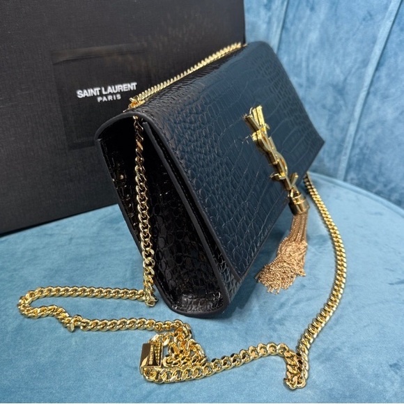Yves Saint Laurent Black Croc-Embossed Leather Bag with Gold Chain - Picture 3 of 8